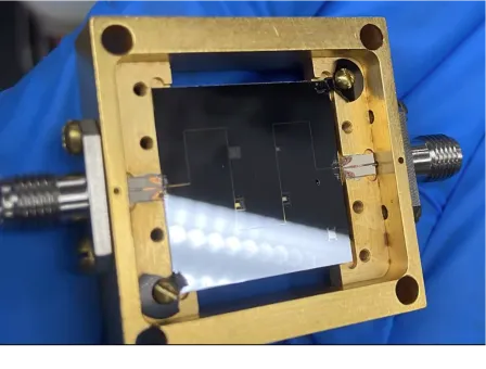 QPD Mounted Device