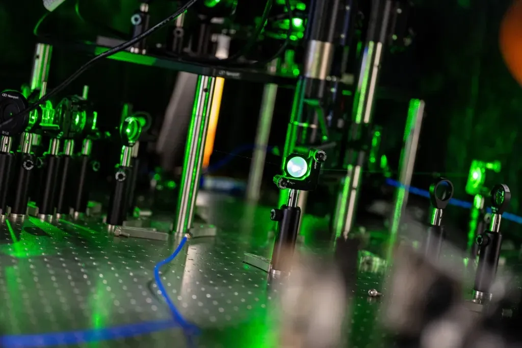 WashU's quantum diamond microscope features nanodiamonds modified by scientists to be extremely sensitive to outside forces. (Sean Garcia/WashU